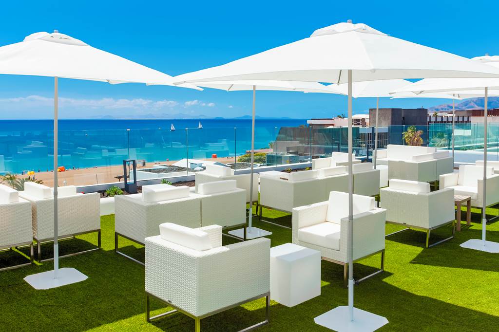 Lanzarote Holiday Deal - R2 Bahía Kontiki Beach Apartments 3