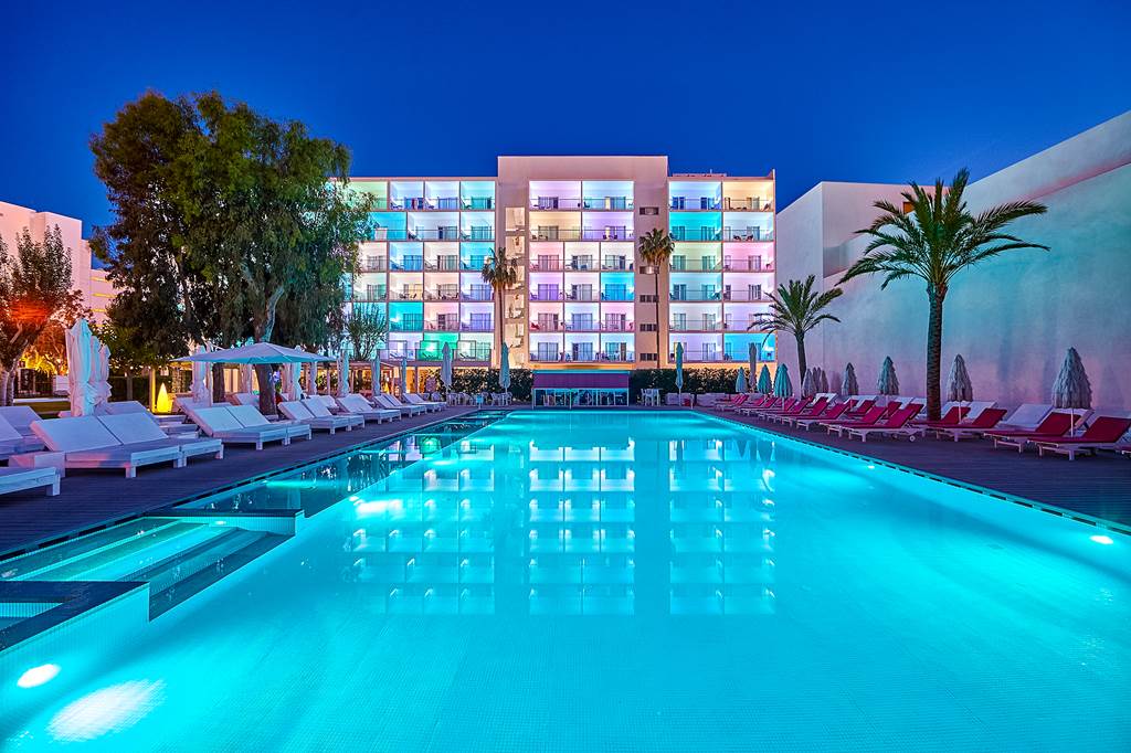 Alcudia Package Holidays - 4 Star Hotel Astoria Playa 2