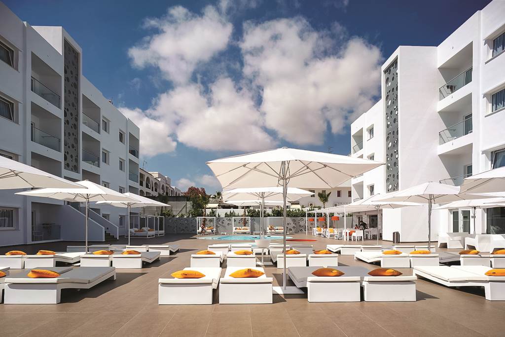 Ibiza Package Holidays - 4 Star Ibiza Sun Apartments 2