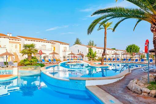 Alcudia Holidays - 4 Star Seaclub Mediterranean Resort