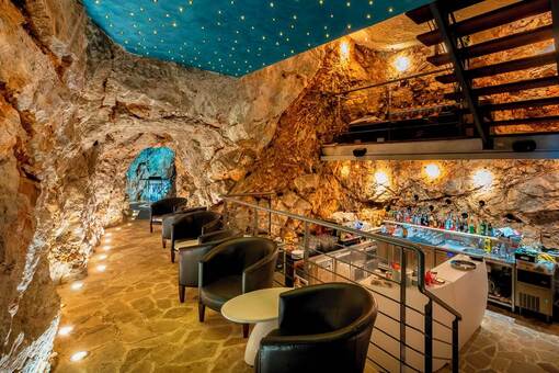 Croatia Holidays Hotel More with Cave Bar