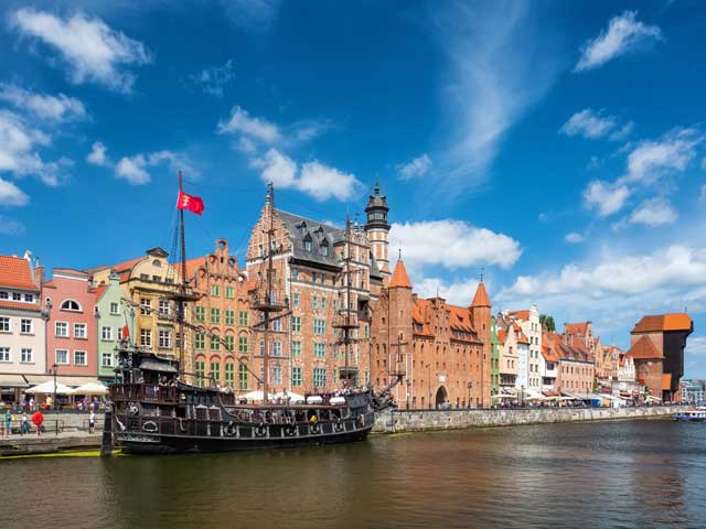 Gdansk Holidays - 4 Star Montownia Lofts & Experience 3