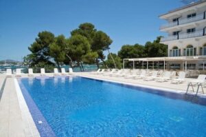 Majorca Package Holidays - 4 Star Pierre & Vacances Vistamar