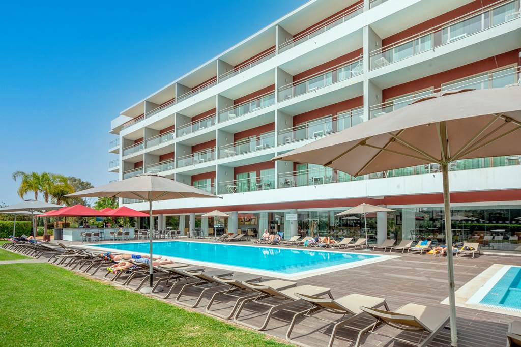 Albufeira Package Deals - Areias Village Hotel Apartments 1
