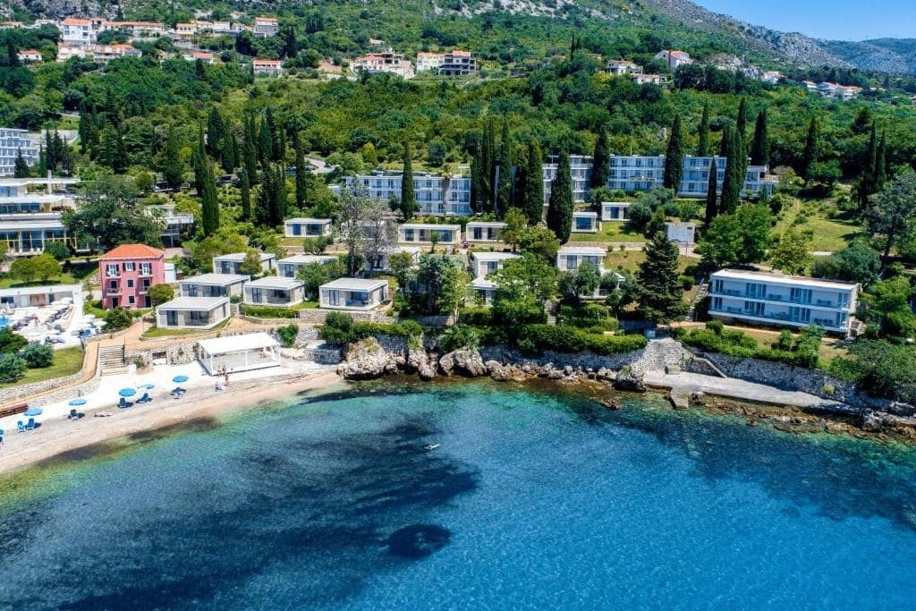 Croatia Holiday Deal - 4 Star Hotel Villas Mlini 1