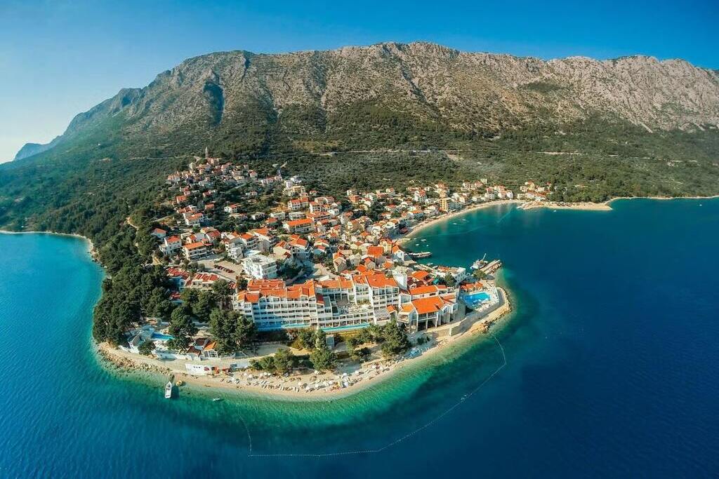Holidays to Croatia - 4 Star TUI Blue Makarska Resort 1