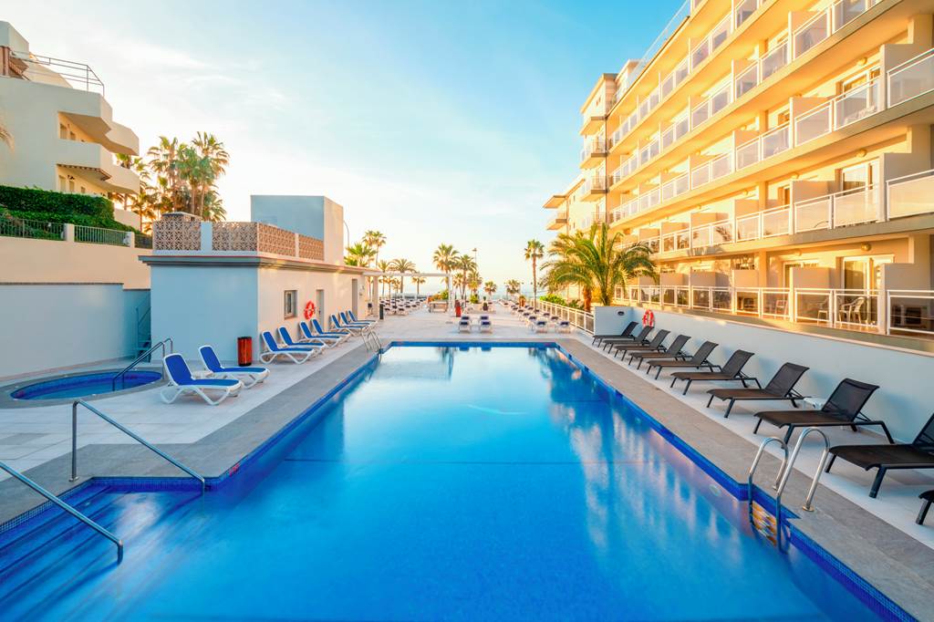 Benalmadena Beach Hotel - 4 Star Hotel Las Arenas affiliated by Melia 1