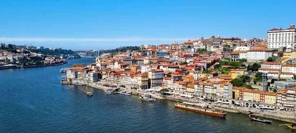 Holidays to Porto - 5 Star Crowne Plaza Porto 1