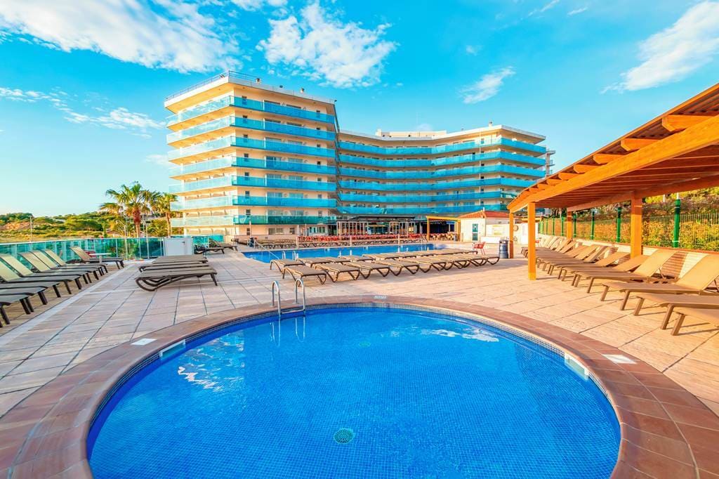 La Pineda Holidays