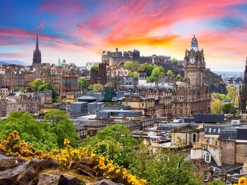 4 Star Roomzzz Edinburgh - Scotland - United Kingdom